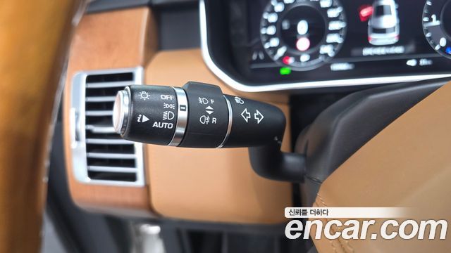 Land Rover Range Rover (IV) 4.4 SDV8 AB DIESEL 2018 — фото 24