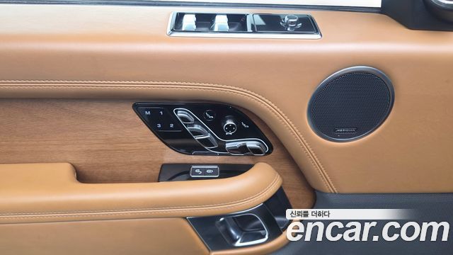 Land Rover Range Rover (IV) 4.4 SDV8 AB DIESEL 2018 — фото 34