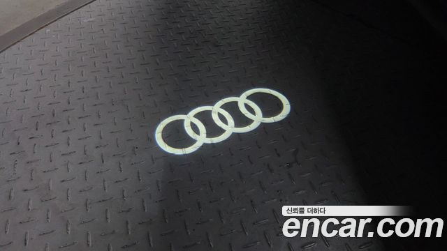 Audi A8 (D5) 60 TFSI Quattro LWB 2021 — фото 18