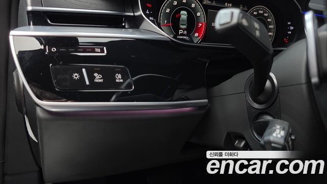 Audi A8 (D5) 60 TFSI Quattro LWB 2021 — фото 29