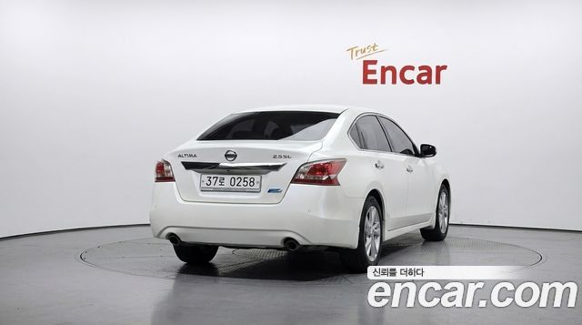 Nissan Altima 2.5 L33 2016 — фото 4