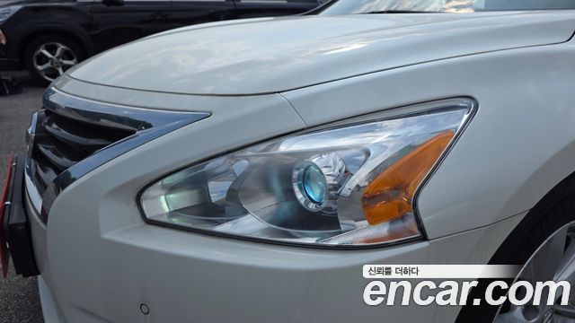 Nissan Altima 2.5 L33 2016 — фото 22