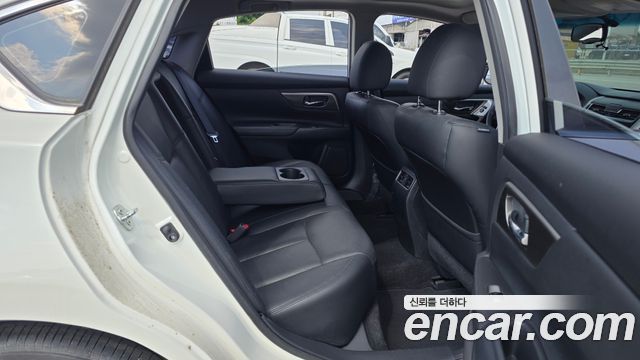 Nissan Altima 2.5 L33 2016 — фото 26