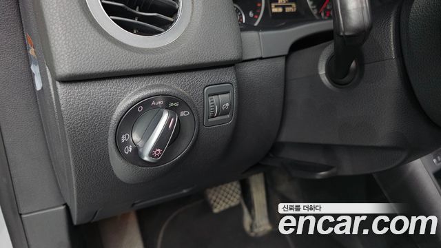 Volkswagen Tiguan 2.0 TDI  Premium 5N 2014 — фото 18