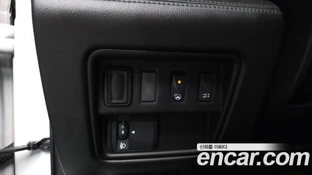 Renault Korea QM6 2.0 GDe PREMIERE 2WD 2020 — фото 20