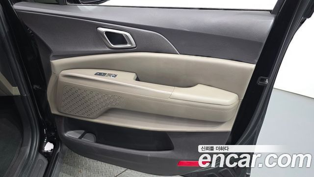 Kia Carnival (IV) Diesel 9-Seater Prestige 2024 — фото 24