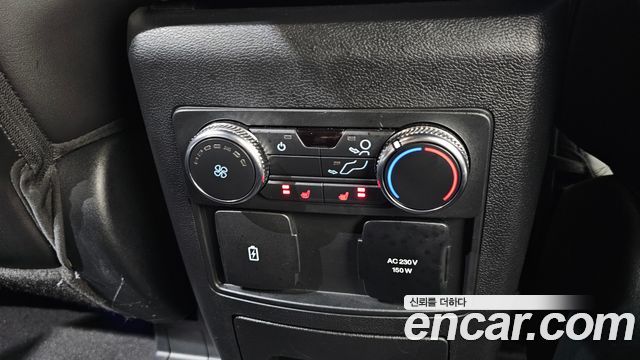 Ford Explorer (VI) 3.0 Platinum 4WD 2022 — фото 22
