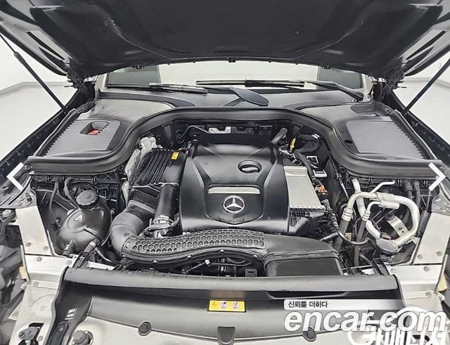 Mercedes-Benz GLC-Class (X253) GLC300 4MATIC AMG Line 2019 — фото 5