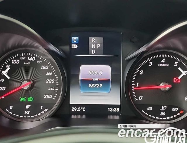 Mercedes-Benz GLC-Class (X253) GLC300 4MATIC AMG Line 2019 — фото 6