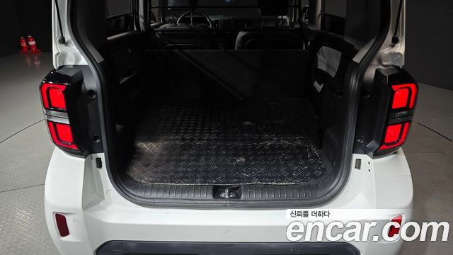 Kia Ray EV Van 2-Seater AIr 2024 — фото 20