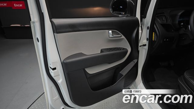 Kia Ray EV Van 2-Seater AIr 2024 — фото 24