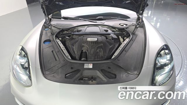 Porsche Panamera (971) 3.0 AWD 2018 — фото 6