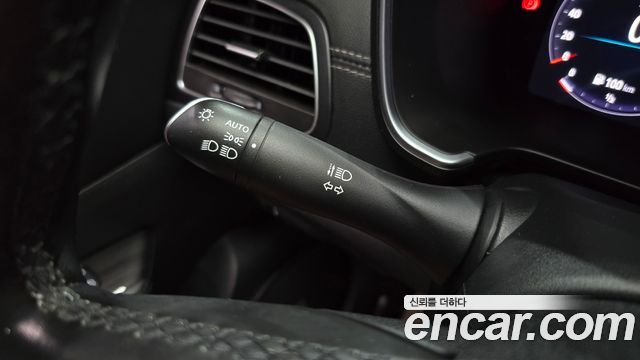 Renault Korea SM6 1.3 TCe LE 2021 — фото 27