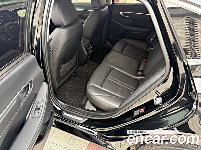 Hyundai Sonata (DN8) 2.0 Premium Plus 2022 — фото 18