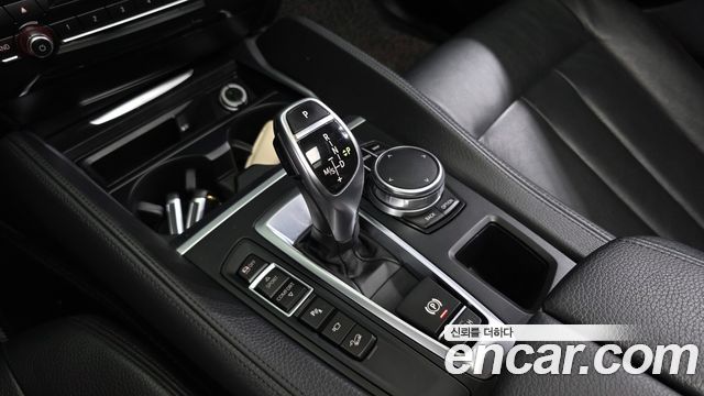 BMW X6 (F16) xDrive 30d 2017 — фото 9