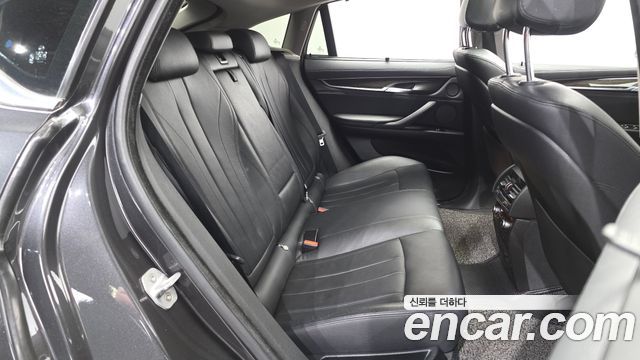 BMW X6 (F16) xDrive 30d 2017 — фото 12