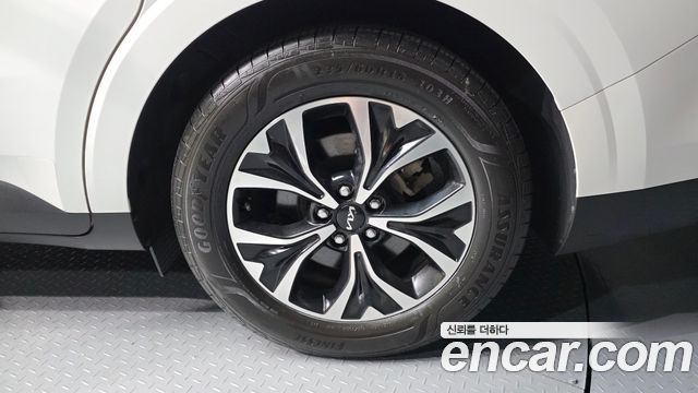Kia Carnival (IV) Conversion(LPG) 2023 — фото 5