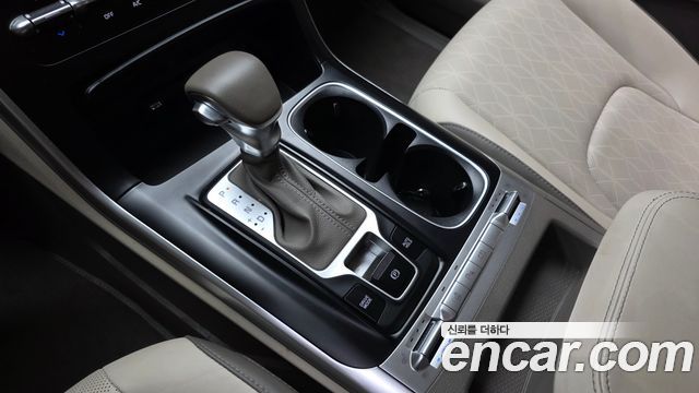 Kia Carnival (IV) Conversion(LPG) 2023 — фото 9