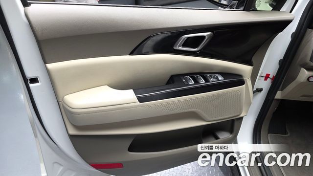 Kia Carnival (IV) Conversion(LPG) 2023 — фото 25