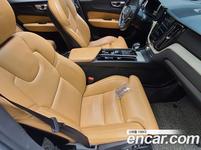 Volvo XC60 (II) D5 Inscription 2019 — фото 16