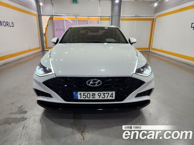 Hyundai Sonata (DN8) 2.0 Premium Family 2021 — фото 2