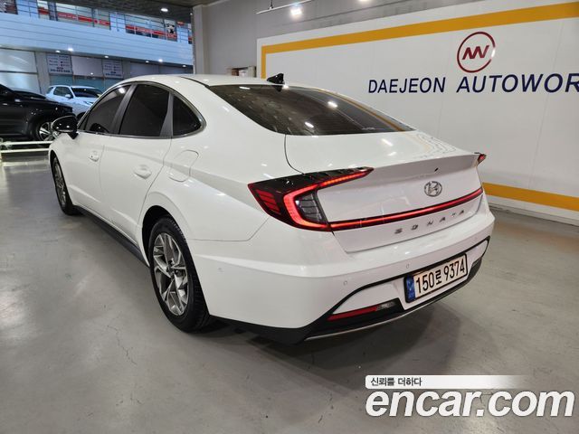 Hyundai Sonata (DN8) 2.0 Premium Family 2021 — фото 4