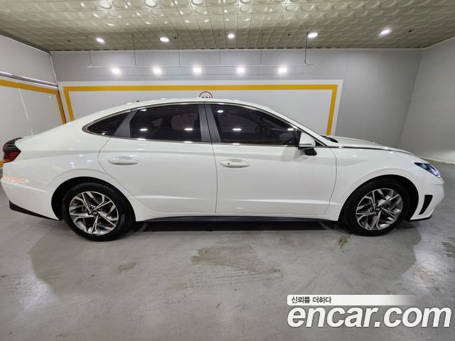 Hyundai Sonata (DN8) 2.0 Premium Family 2021 — фото 7
