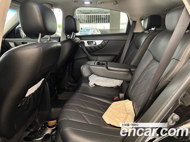 Infiniti QX70 3.0d AWD 2015 — фото 10
