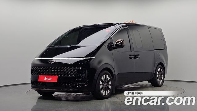Hyundai Staria L3.5 Lounge 9-Seater Inspiration 2022 — фото 1