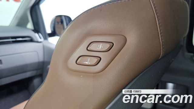Hyundai Staria L3.5 Lounge 9-Seater Inspiration 2022 — фото 34