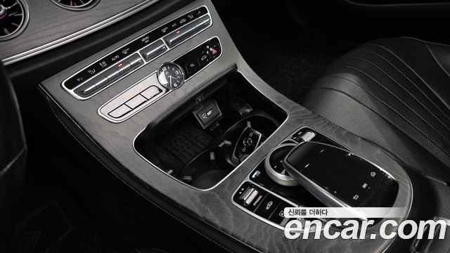 Mercedes-Benz CLS-Class (C257) CLS400d 4MATIC 2019 — фото 17