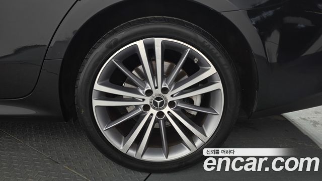 Mercedes-Benz CLS-Class (C257) CLS400d 4MATIC 2019 — фото 21