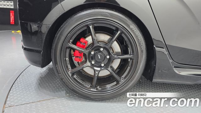 Hyundai Veloster (JS) 2.0 N 2021 — фото 5