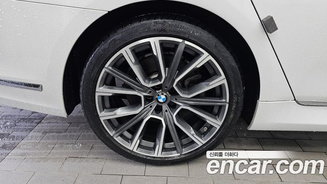 BMW 7 Series (G11) 730Ld xDrive M Sport 2020 — фото 5