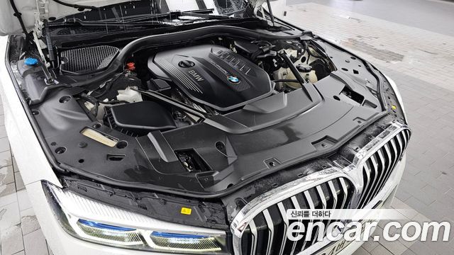 BMW 7 Series (G11) 730Ld xDrive M Sport 2020 — фото 6
