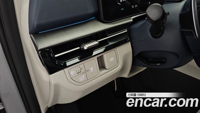 Kia Sportage (V) Gasoline 1.6 Turbo 2WD Signature 2026 — фото 18