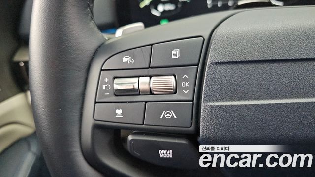 Kia Sportage (V) Gasoline 1.6 Turbo 2WD Signature 2026 — фото 32