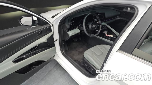 Hyundai Avante (CN7) 1.6 Inspiration 2024 — фото 11