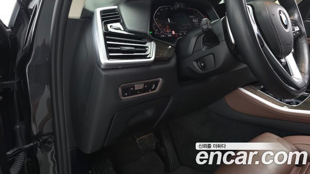 BMW X5 (G05) xDrive 40i xLine 2022 — фото 13