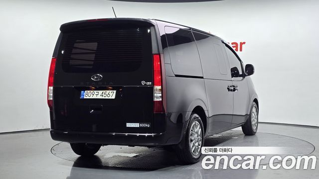 Hyundai Staria L3.5 Cargo 5-Seater Modern 2023 — фото 2