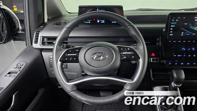Hyundai Staria L3.5 Cargo 5-Seater Modern 2023 — фото 13