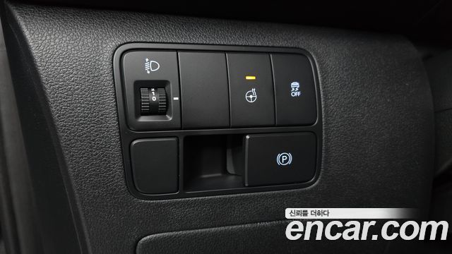 Hyundai Staria L3.5 Cargo 5-Seater Modern 2023 — фото 14