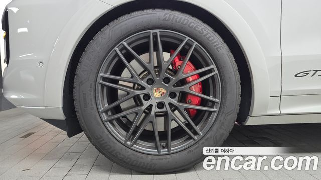 Porsche Cayenne (PO536) 4.0 GTS Coupe 2025 — фото 5