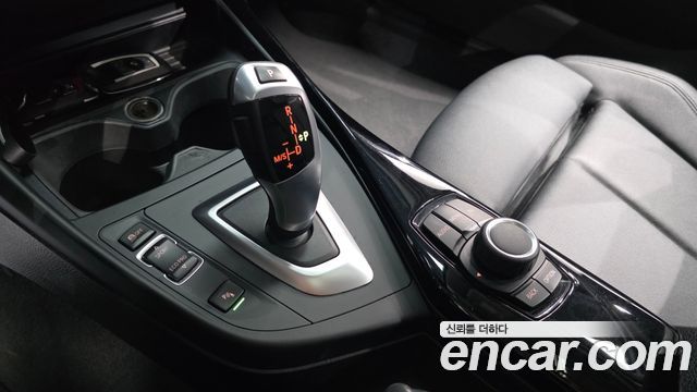 BMW 1 Series (F20) 118d Sport 5Door 2017 — фото 9
