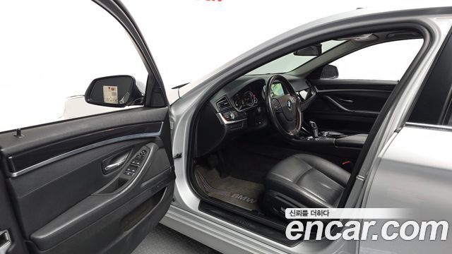 BMW 5 Series (F10) 520d 2015 — фото 10