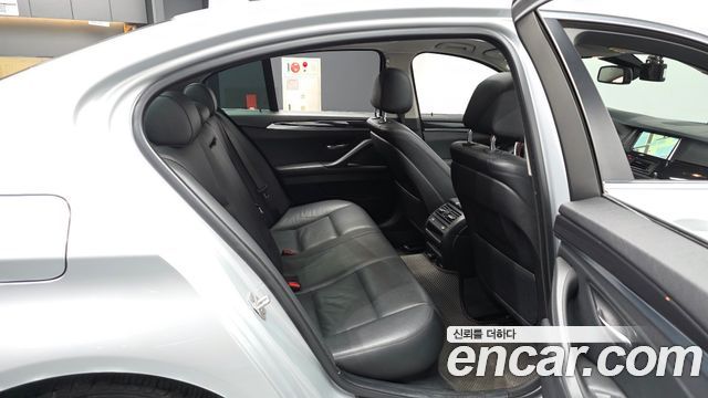 BMW 5 Series (F10) 520d 2015 — фото 12
