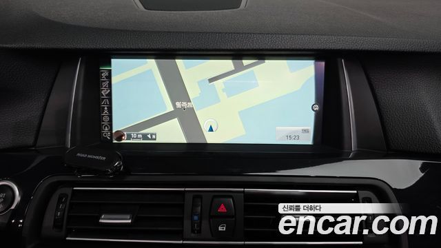 BMW 5 Series (F10) 520d 2015 — фото 14