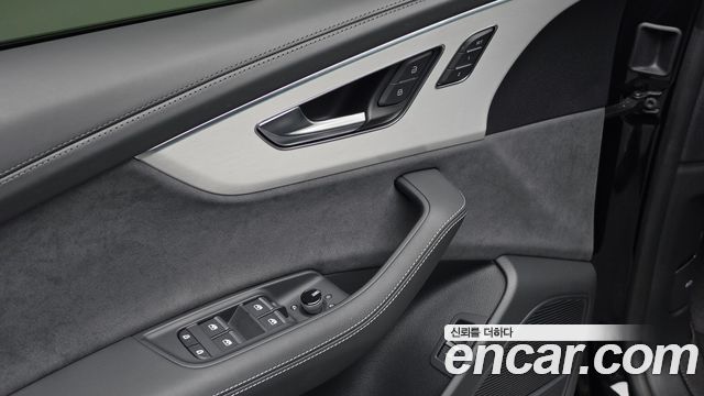 Audi Q8 (4M) 55 TFSI Quattro Premium 2026 — фото 20