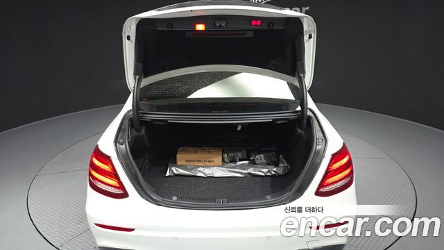 Mercedes-Benz E-Class (W213) E63 AMG 4MATIC+ 2019 — фото 20