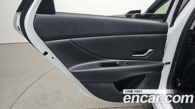 Hyundai Avante (CN7) 1.6 Smart 2023 — фото 25